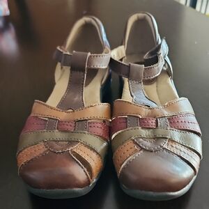 Earth Origins Multi-Tone Leather Sandals